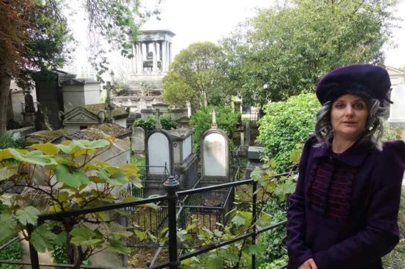 Paris: Père Lachaise Cemetery Guided by the Great Sibylle - The Experience and Its Highlights