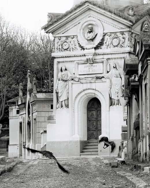 Paris: Père Lachaise Cemetery Guided Tour in Polish - Final Thoughts: Is It Worth It?