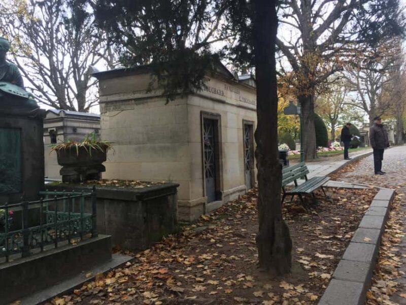 Paris: Père Lachaise Cemetery Visit with Seine River Cruise - Pricing and Overall Value