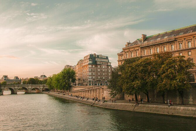 Paris Photography Tour - Self Guided Tour of Paris' Top Instagram Spots - FAQ