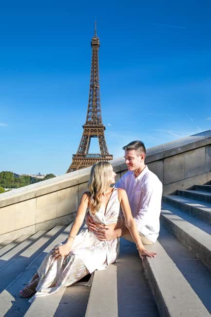 Paris: Photoshoot Around Eiffel Tower with 55 Edited Photos - Key Points