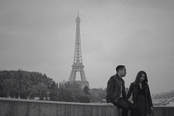 Paris Photoshoot Tour with Professional Photographer - The Experience and the Photographer