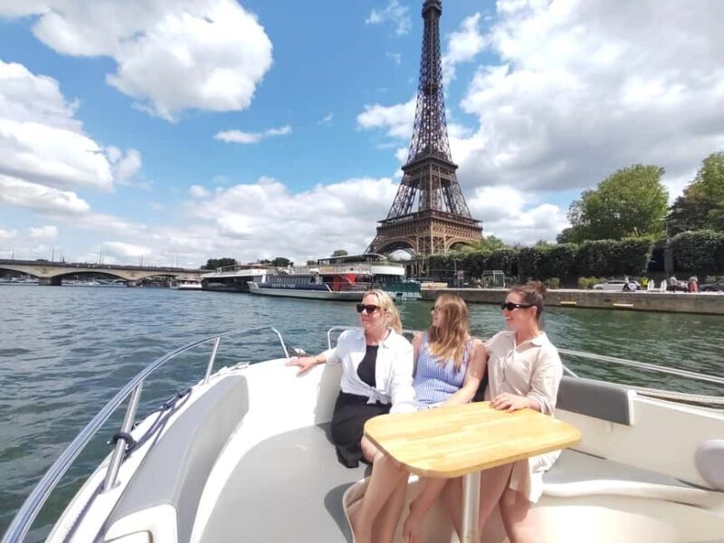 Paris private boat Seine River start near Eiffel Tower - Who Is This Tour Best For?