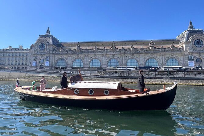 Paris Private Boat Tour with Champagne - Practical Details: What Travelers Should Know