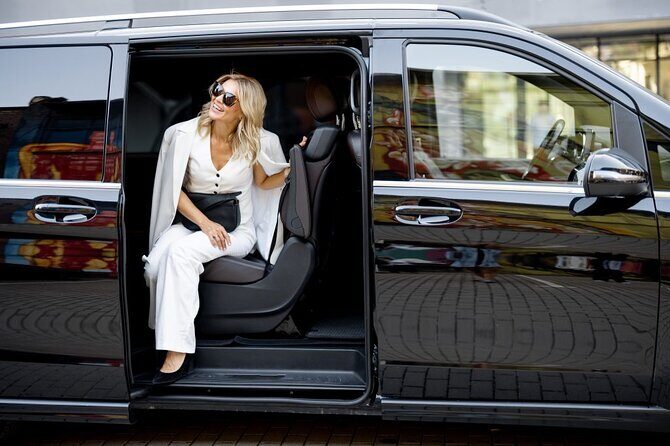 Paris Private Car Service with Driver - FAQ
