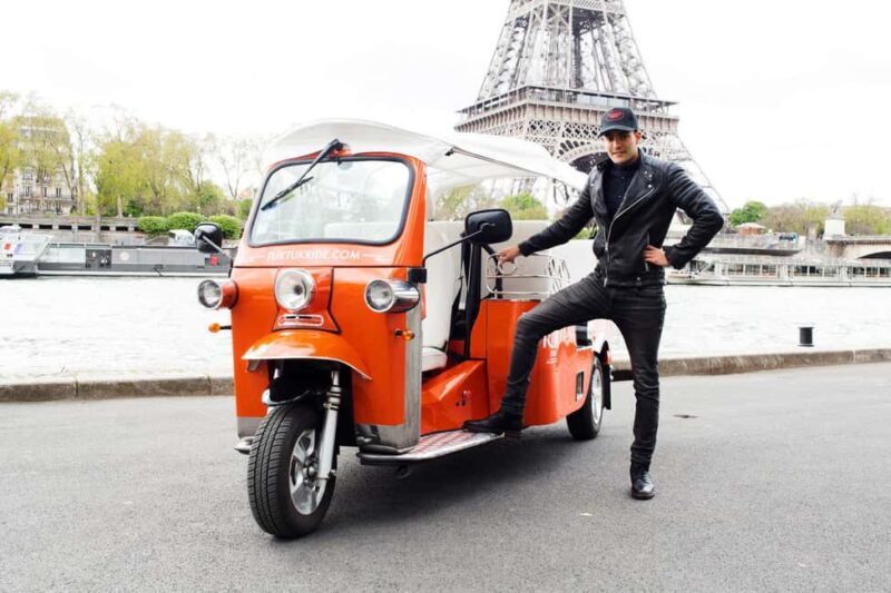 Paris: Private City Highlight Tour by Electric Tuk-Tuk - The Itinerary Breakdown in Detail