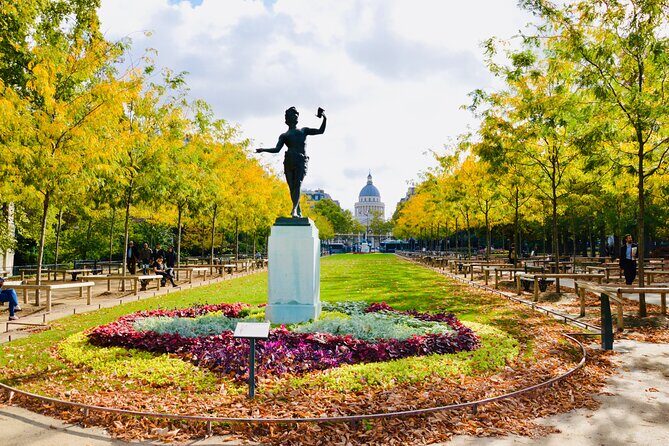 Paris: Private City Tour by Car with Driver and Guide - Frequently Asked Questions