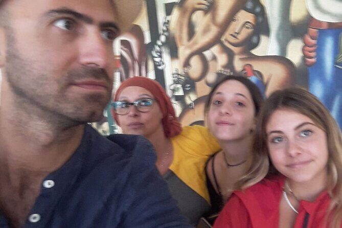 Paris : Private Custom Walking Tour with A Guide (Private Tour) - The Value of a Private Tour