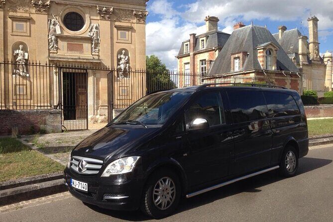 Paris Private Full Day 7 Iconic Sights City tour by Mercedes - Frequently Asked Questions