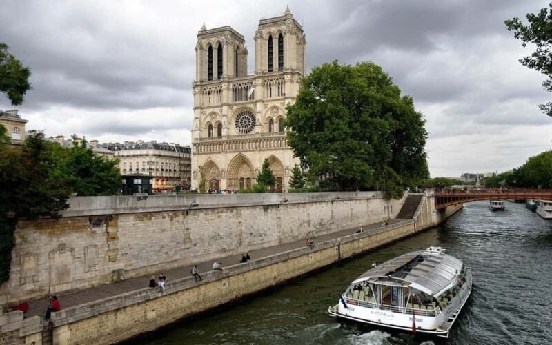 Paris: Private Full or Half-Day Sightseeing Tour with Local - Authentic Insights from Past Reviewers