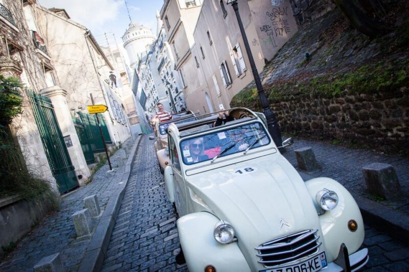 Paris: Private little-known places tour in Citroën 2CV 2h - Key Points