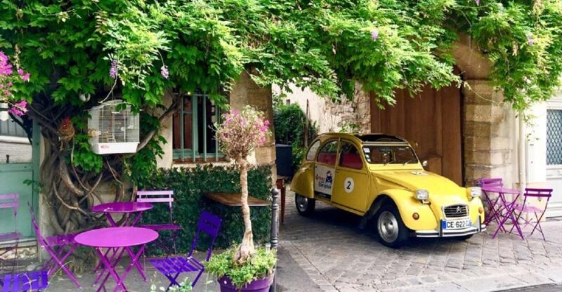 Paris: Private little-known places tour in Citroën 2CV 2h - An Authentic Look at Paris in a Classic Car