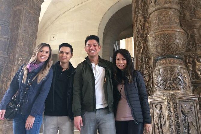 Paris Private Louvre Museum, Must See, 1H30 Tour. - The Experience at a Glance