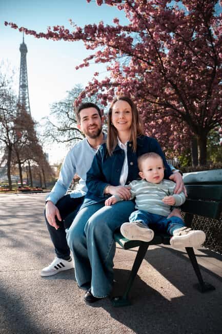 Paris: Private Photoshoot Near the Eiffel Tower - Key Points