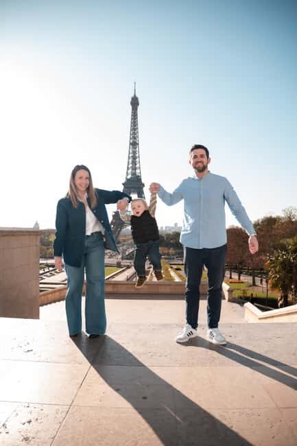 Paris: Private Photoshoot Near the Eiffel Tower - Authentic Insights from Reviewers