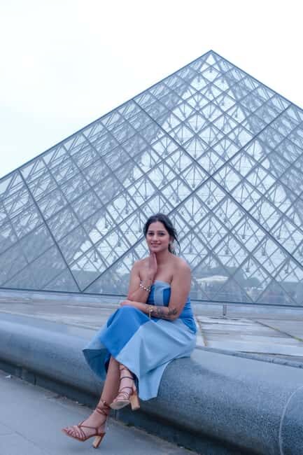 Paris: Private Photoshoot Outside the Louvre Museum - Price and Value: Is It Worth It?
