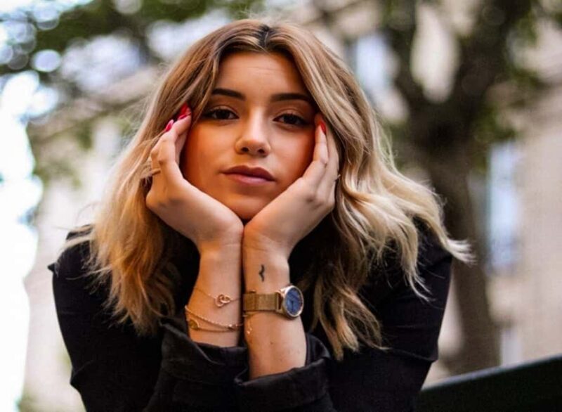 Paris: Private photoshoot with a Professional - FAQs