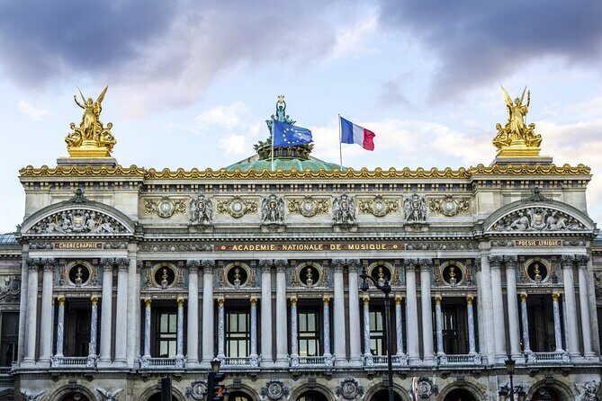 Paris Private Sightseeing Guided Tour by Electric Rickshaw - FAQ
