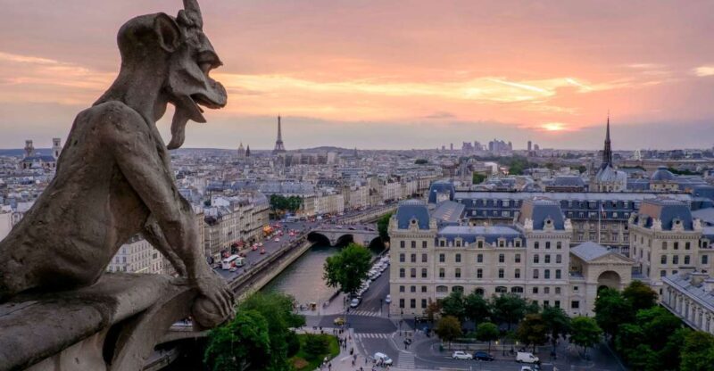 Paris: Private Tour with Personal Guide, Driver, and Vehicle - What Makes This Tour Stand Out