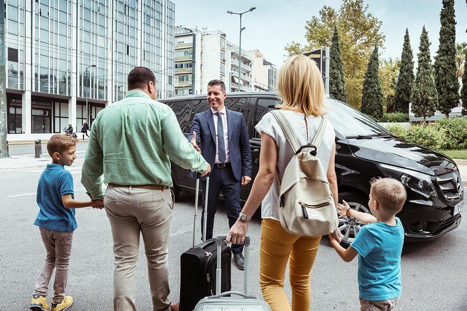 Paris Private Transfer Airport & 1H Tour of Must-See Sights - The Transfer Experience: Starting Your Paris Journey Smoothly