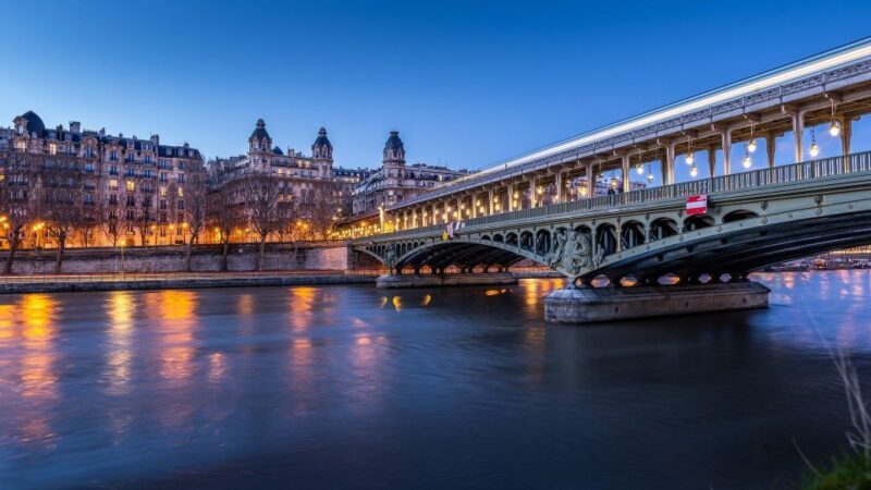 Paris: Private Walking Guided Tour of City's Highlights - FAQ
