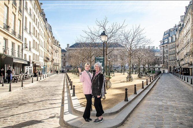 Paris Private Walking Tour with a Personal Photographer - Practical Tips for Your Photo Walk