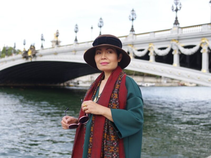 Paris: Professional photoshoot at Alexander III bridge - The Practicalities