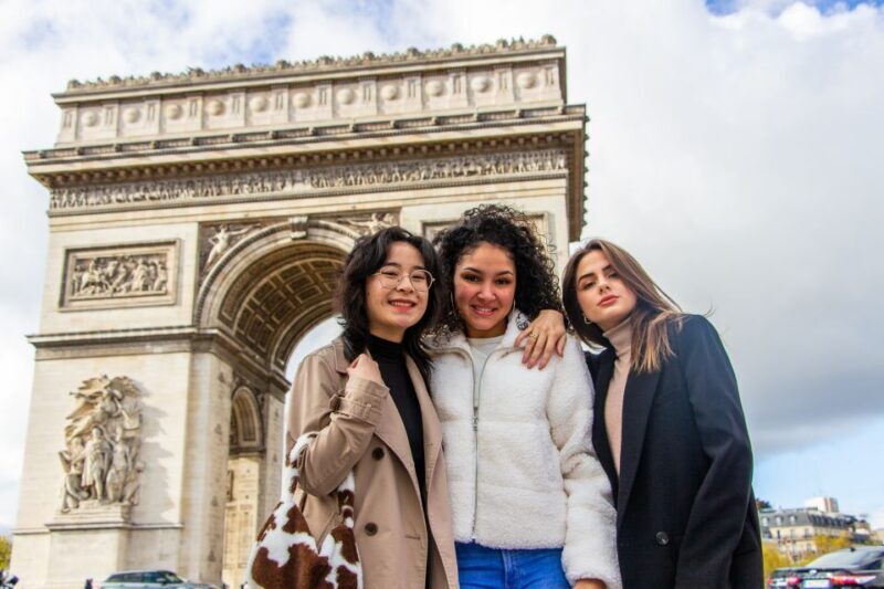 Paris: Professional Photoshoot at the Arc de Triomphe - FAQs