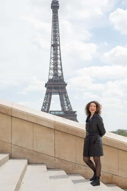 Paris: Professional Photoshoot in Iconic Locations - Key Points
