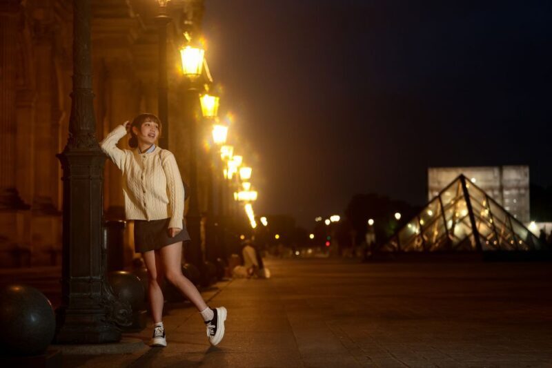 Paris: Professional Photoshoot with 300+ Photos + 1 present - The Sum Up