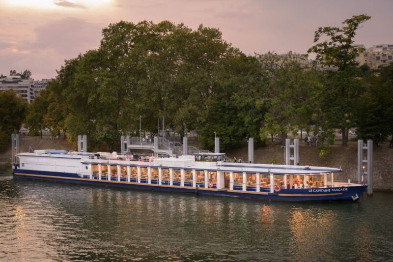 Paris: Romantic Cruise with 3-course Dinner on Seine River - The Itinerary: What to Expect from Start to Finish