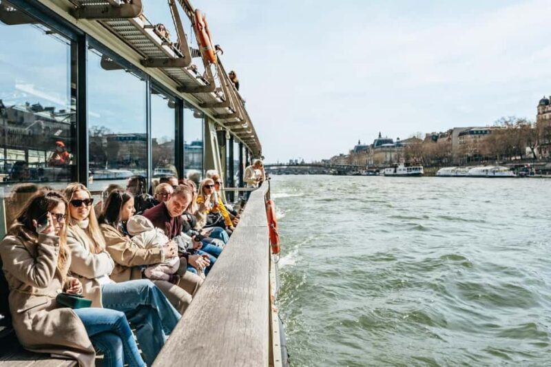 Paris: Seine Cruise and Macaron Tasting by the Eiffel Tower - Key Points