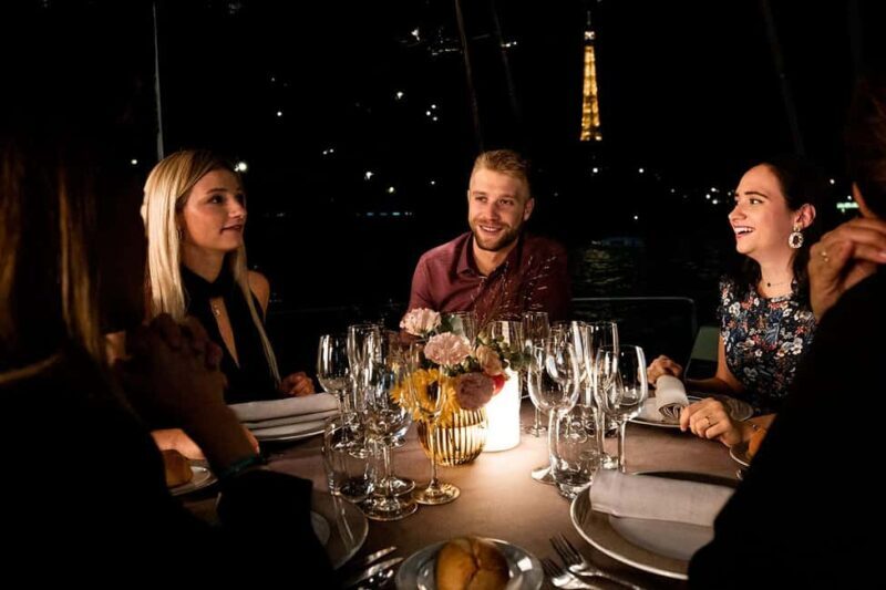 Paris: Seine Cruise in Paris with 5-Course Christmas Dinner - Paris: Seine Cruise in Paris with 5-Course Christmas Dinner