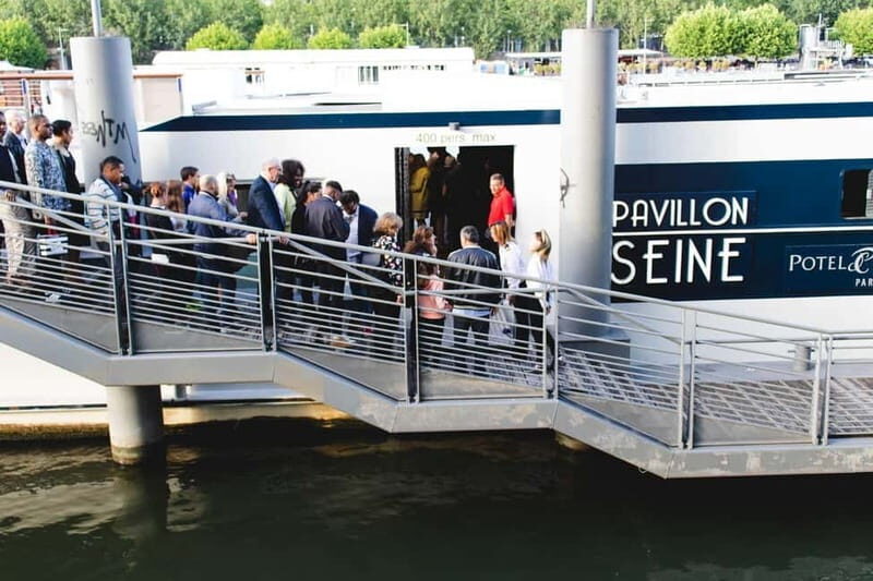 Paris: Seine river Dinner Cruise with 3-Course Gourmet Menu - Key Points