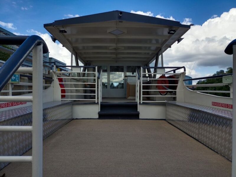 Paris : Seine River Lunch cruise from Eiffel Tower - Who Will Love This Experience?