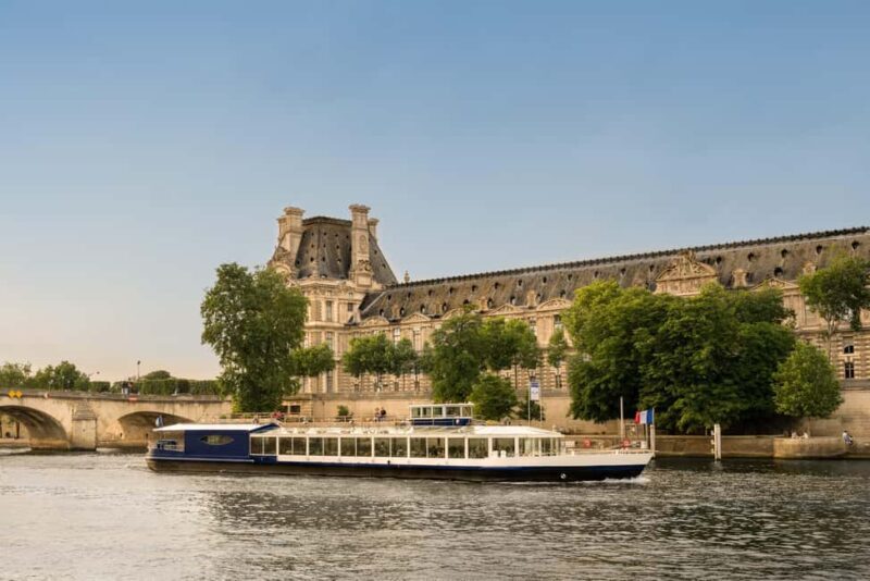 Paris: Seine River Panoramic Views Dinner Cruise - An Inside Look at the Seine River Dinner Cruise