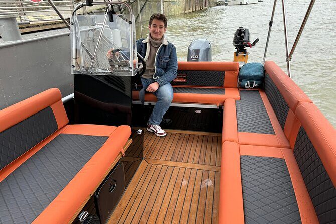 Paris Seine River Private or Shared Boat Tour - What Makes This Tour Stand Out?