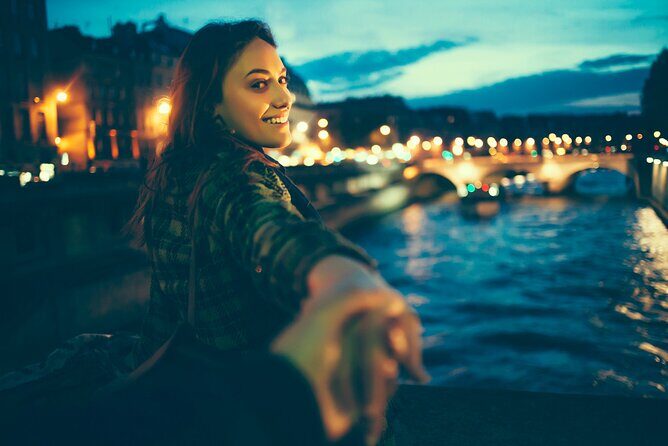 Paris Seine River Sightseeing Cruise by Bateaux Mouches - Who Should Consider This Tour?