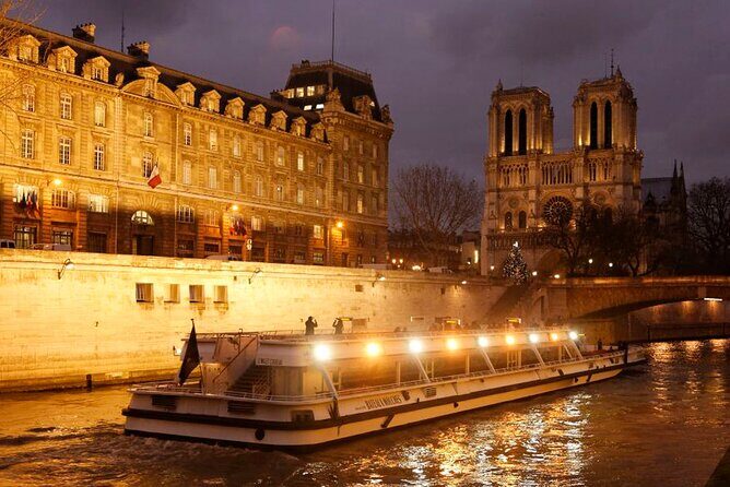 Paris Sightseeing Cruise with Champagne by Bateaux Mouches - Practical Details and Tips