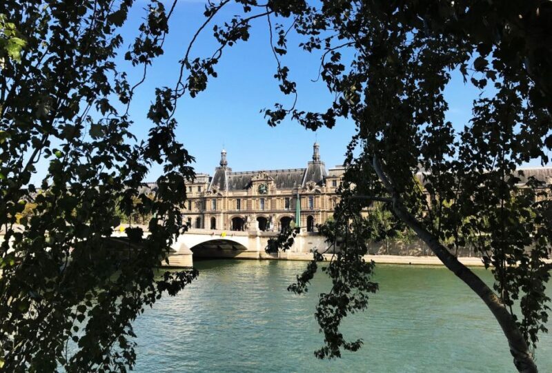 Paris: The Da Vinci Code Walking Tour with a Local Guide - Key Points