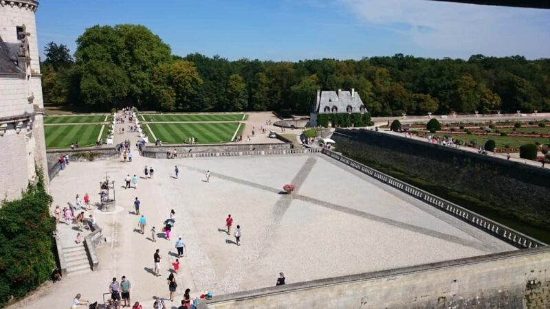 Paris to Loire Valley Castles Chambord & Chenonceau -DayTrip - FAQ
