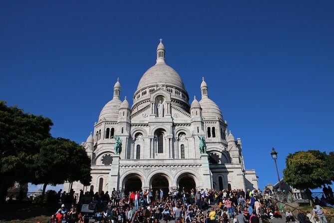 Paris Top Sights Half Day Walking Tour with a Fun Guide - What to Expect: The Day in Detail