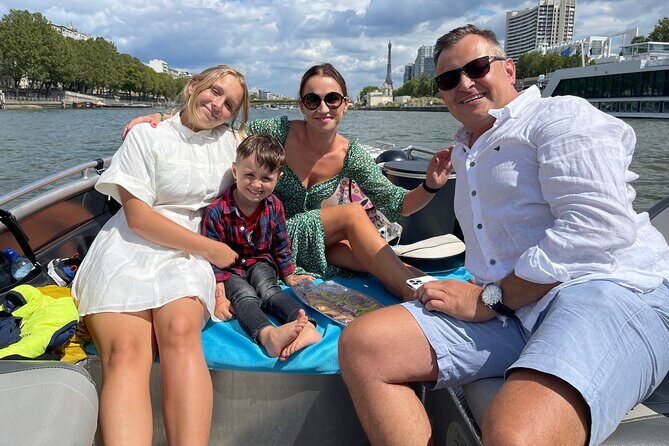 Paris Top Sights Seine River Private Boat Excursion - The Experience Onboard