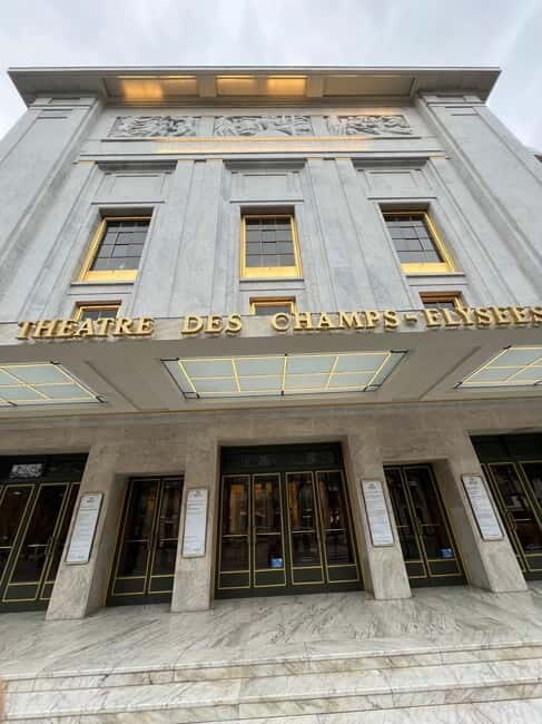 Paris & Versailles Chic City Tour onboard our Range Rover - The Value of the Experience