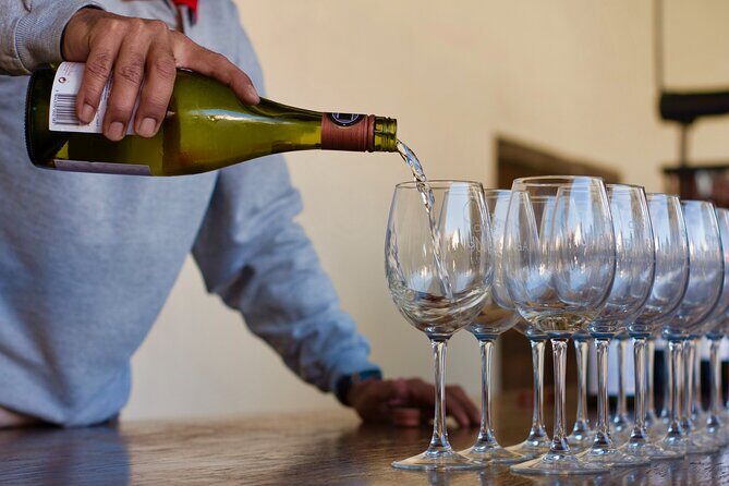 Paris Wine Tasting Experience in Montmartre - The Charm of the Montmartre Cellar