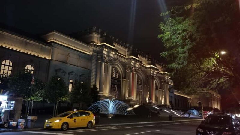 Parisian New York walking tour - Key Points