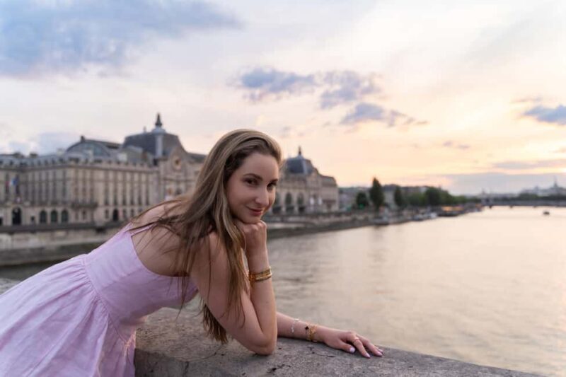 Paris:sunset photoshoot in of Paris- Louvre Orsay Eiffel - Key Points