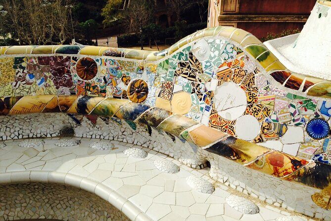 Park Guell Guided Tour with Skip-the-Line Ticket - Practicalities and Tips