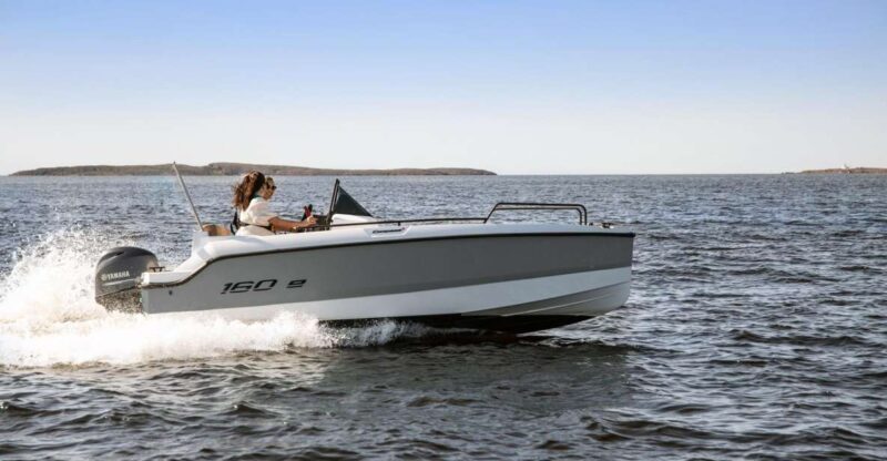 Paros: Full-Day New Modern Boat Rental with Self-Driving - Key Points