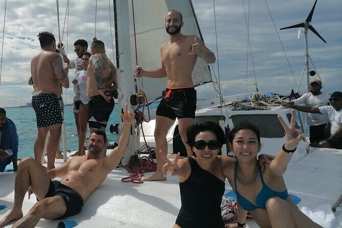 Party, Drinks and Isla Mujeres Catamaran from Cancun - Who Will Love This Tour?
